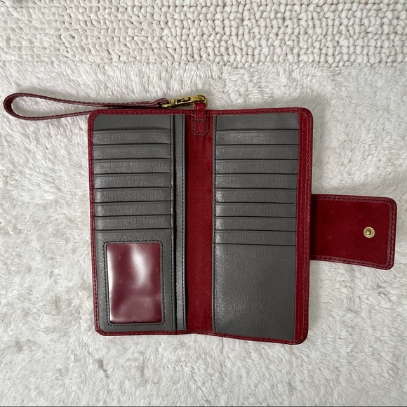 Fossil Leather Dark Red Wallet Wristlet - Picture 3 of 3